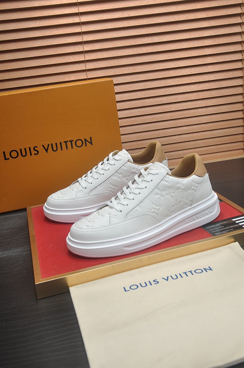 Louis Vuitton Men's White Low-Top Sneakers