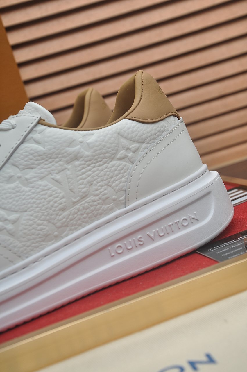 Louis Vuitton Men's White Low-Top Sneakers
