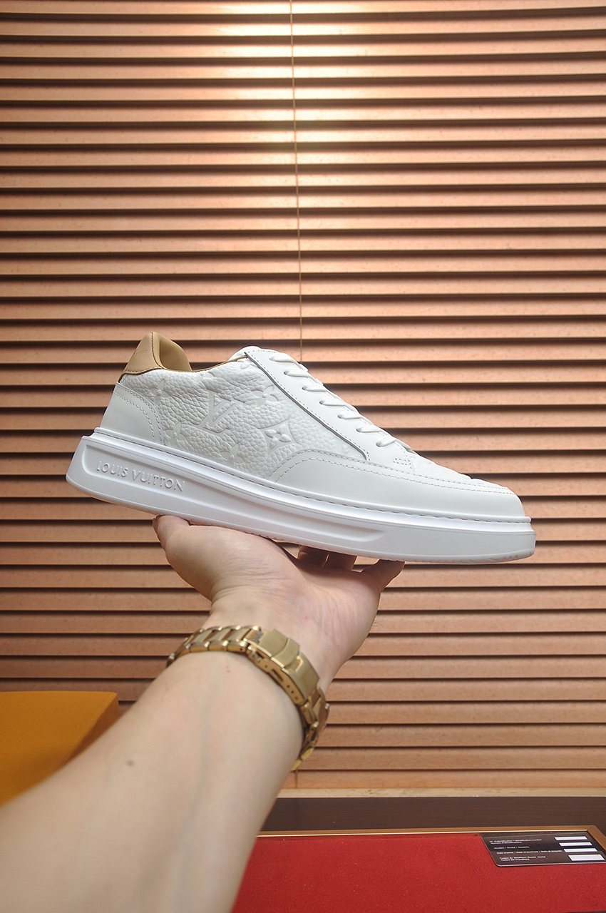 Louis Vuitton Men's White Low-Top Sneakers