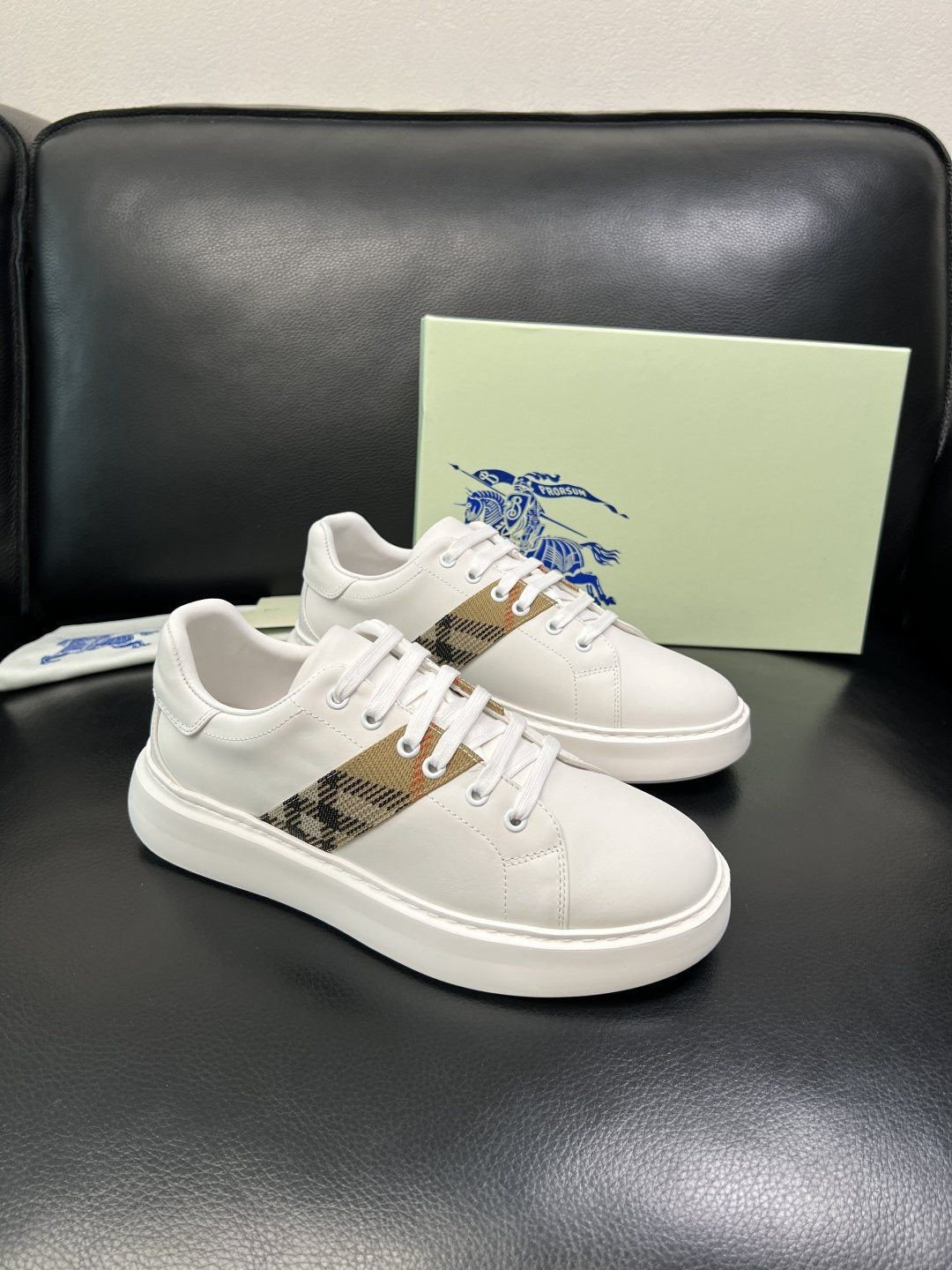 BURBERRY Check-Panel Low-Top Sneakers